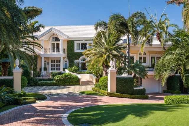 6 Lagomar Road