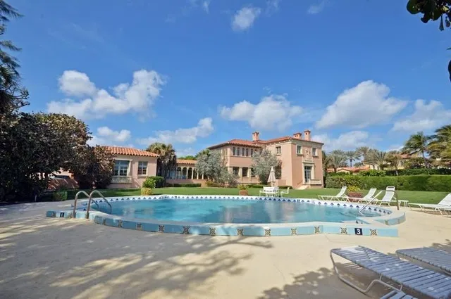 200 N Ocean Boulevard #0050