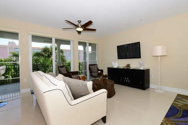 Dolce Vita Singer Island Unit 303 photo 3