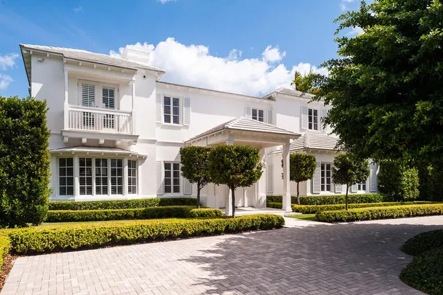 271 Plantation Road