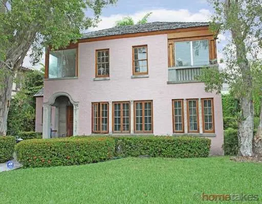 323 Chilean Avenue