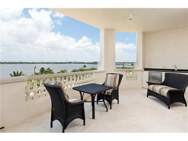 Bellaria Condos Palm Beach Unit Unit 402 photo 9