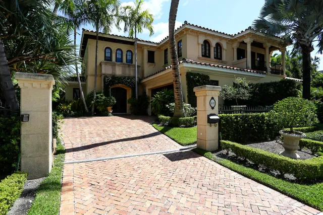 431 Chilean Avenue