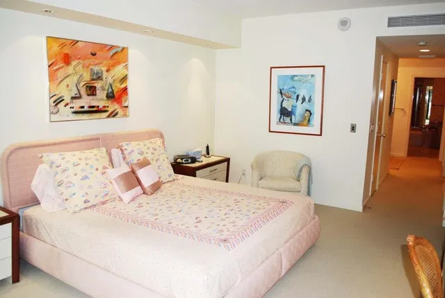 L'Ermitage Palm Beach Unit 101 photo 10