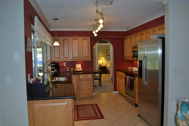 Residence photo 2