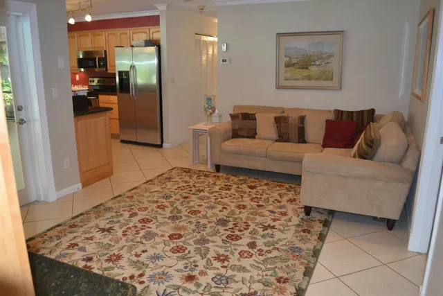 Residence photo 4