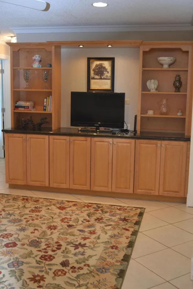 Residence photo 5