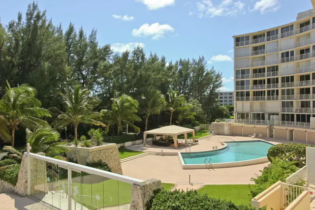 2774 S Ocean Boulevard ## 205