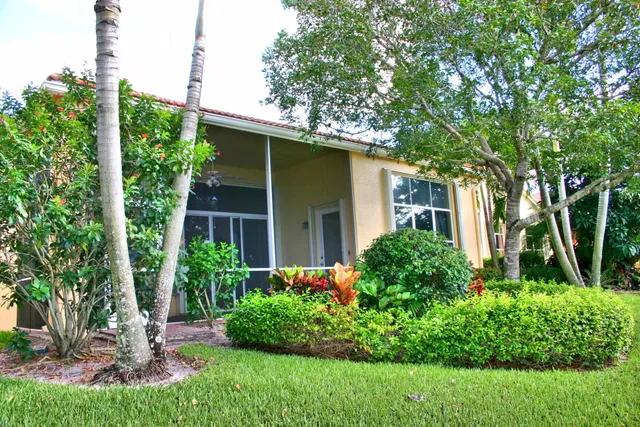 Residence photo 10