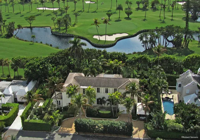240 Bahama Lane
