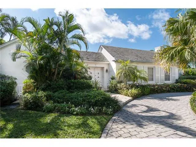 152 Dolphin Road