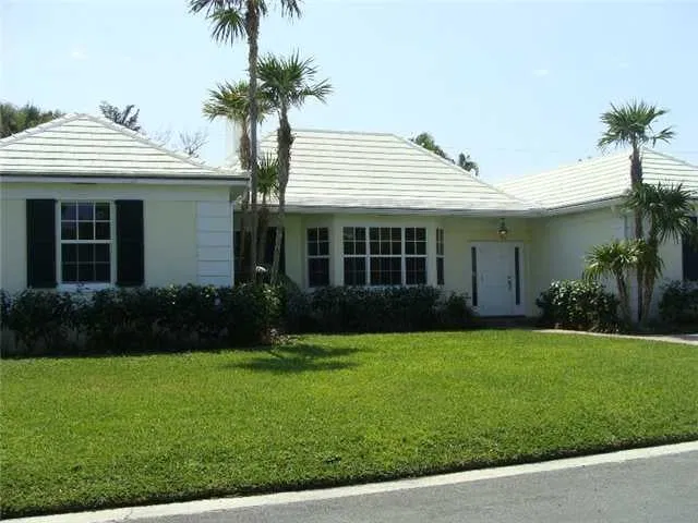 230 Plantation Road