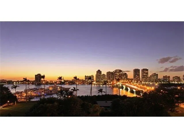 315 S Lake Drive #Ph-A