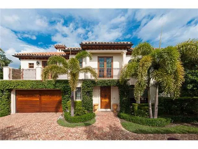279 Colonial Lane