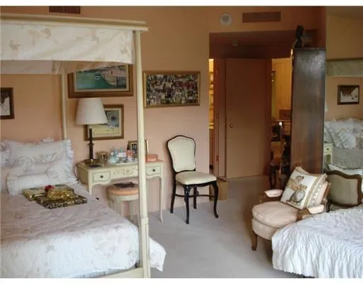 L'Ermitage Palm Beach Unit 102 photo 7