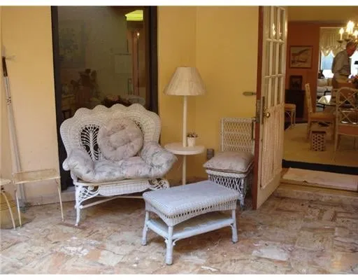 L'Ermitage Palm Beach Unit 102 photo 9