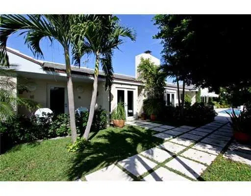 211 El Dorado Lane