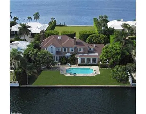 670 Island Drive