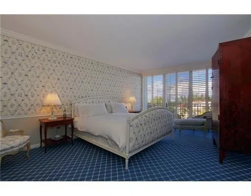 One Royal Palm Way Palm Beach Unit F4 photo 6
