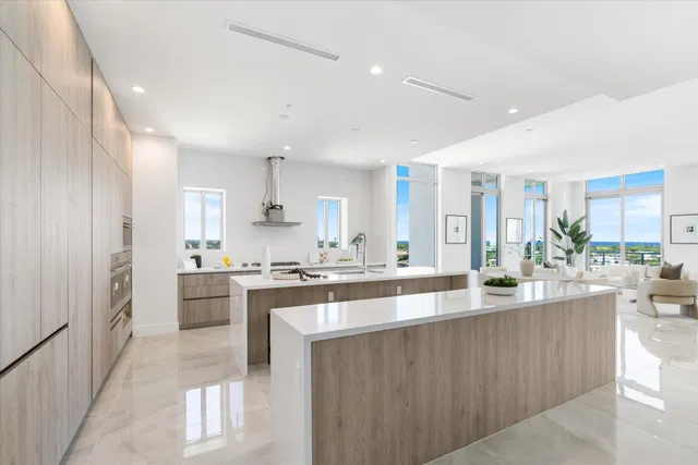 Royal Palm Residences Boca Raton Unit 901 photo 8