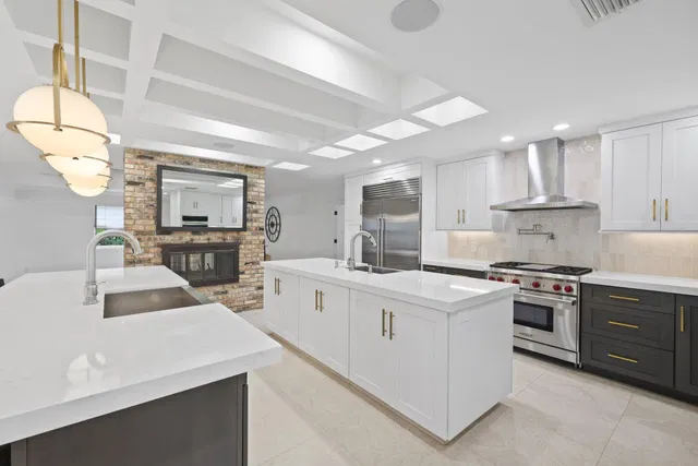 Boca Bath & Tennis Residence photo 8