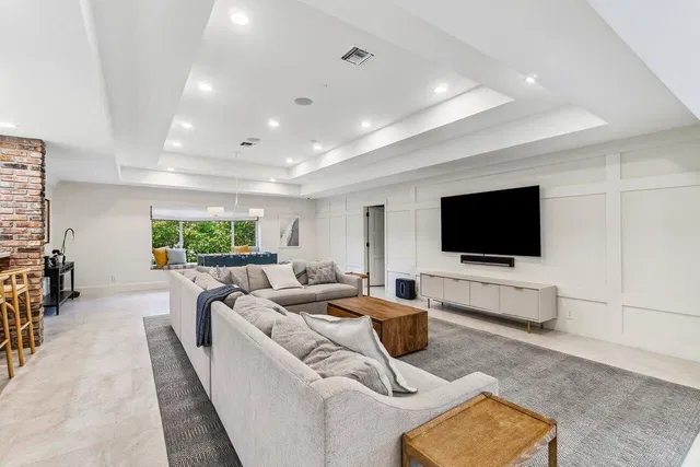 Boca Bath & Tennis Residence photo 23