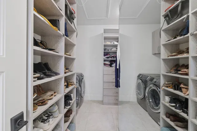 Boca Bath & Tennis Residence photo 38