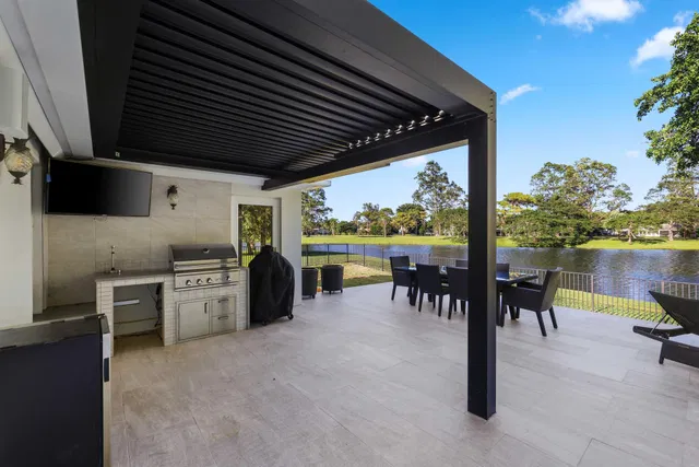 Boca Bath & Tennis Residence photo 60