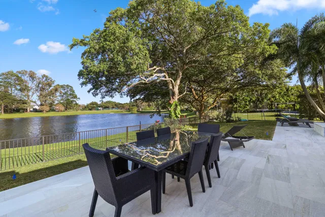 Boca Bath & Tennis Residence photo 62