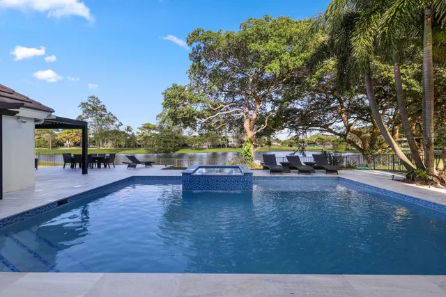 Boca Bath & Tennis Residence photo 64