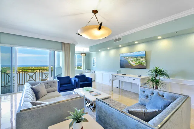 Esplanade Grande Unit 1502 photo 3