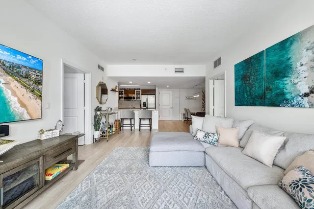 City Palms Unit 802 photo 5