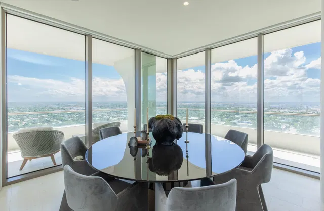La Clara Palm Beach Unit 2201 photo 6