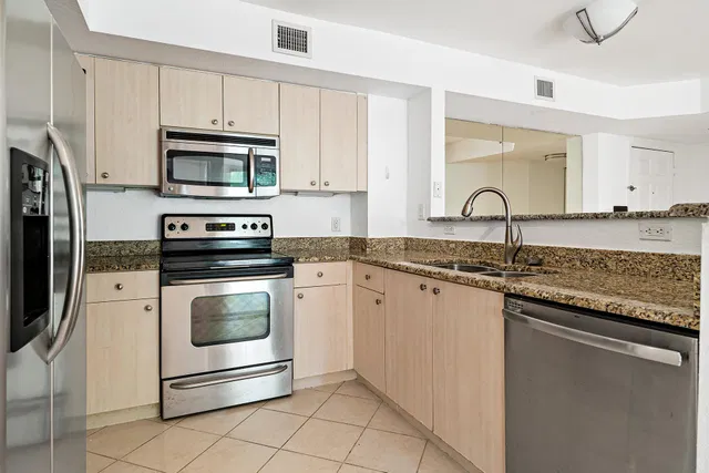 Flagler Pointe Unit 217 photo 10