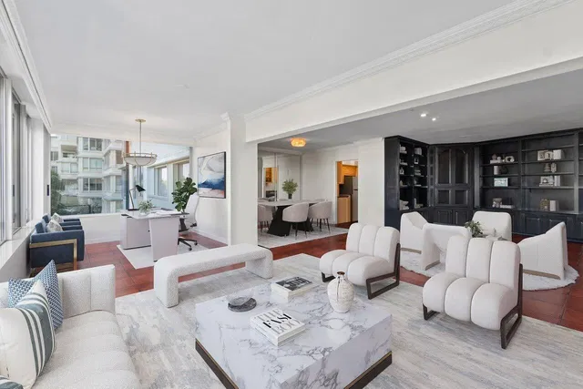Palm Beach Towers, Palm Beach Unit 321a photo 6