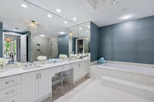 Azure Palm Beach Gardens Unit 301 photo 12