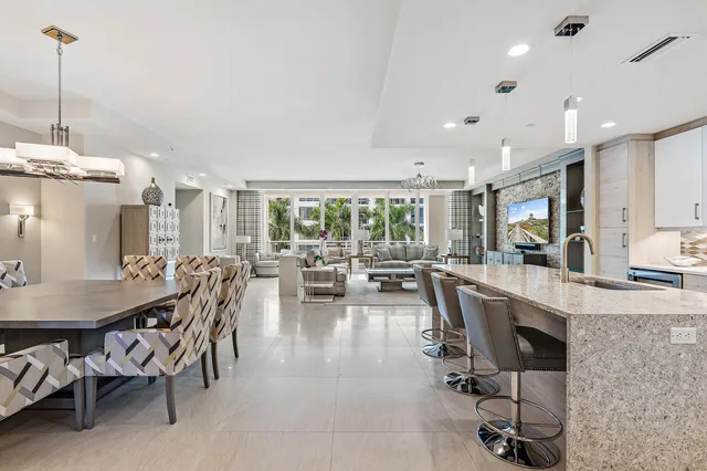 Azure Palm Beach Gardens Unit 302 photo 9