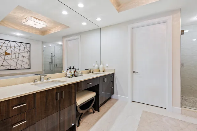 Azure Palm Beach Gardens Unit 302 photo 12