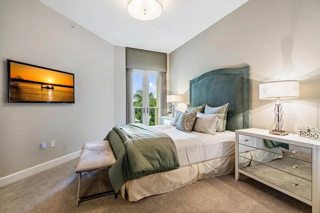 Azure Palm Beach Gardens Unit 302 photo 15