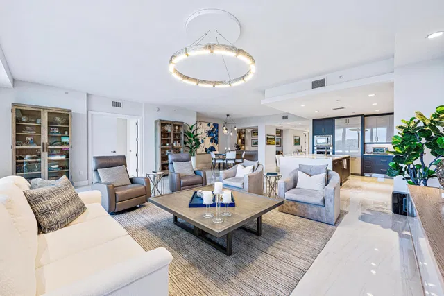 Azure Palm Beach Gardens Unit 507 photo 9
