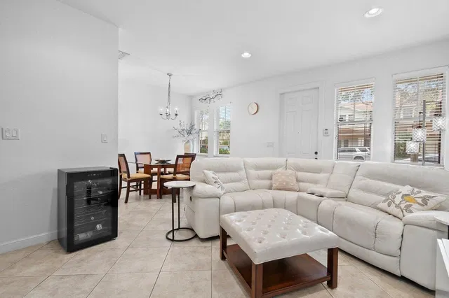 Cityside West Palm Beach Unit 4 photo 4