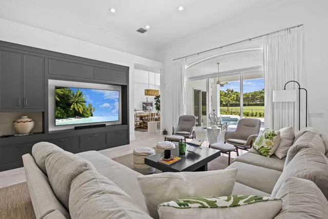 Admirals Cove Residence photo 4