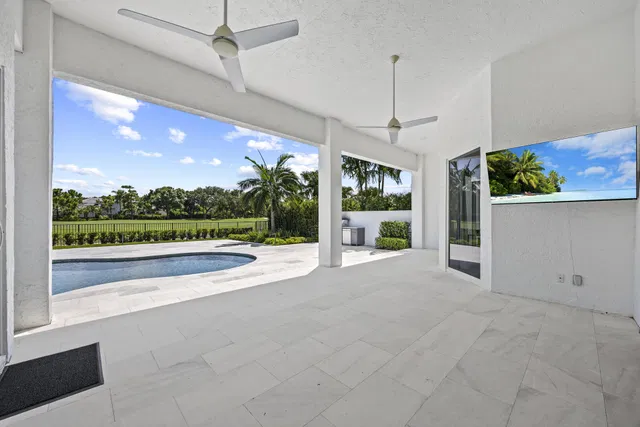 Admirals Cove Residence photo 19
