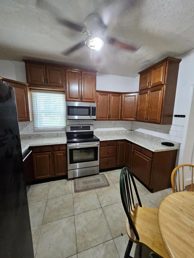 Residence photo 10