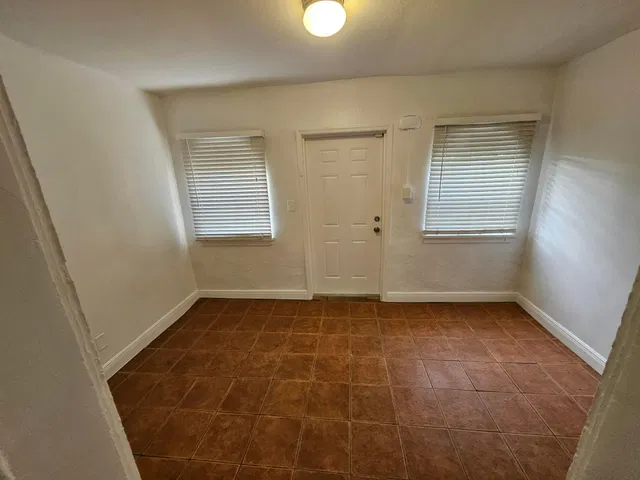 Residence photo 15