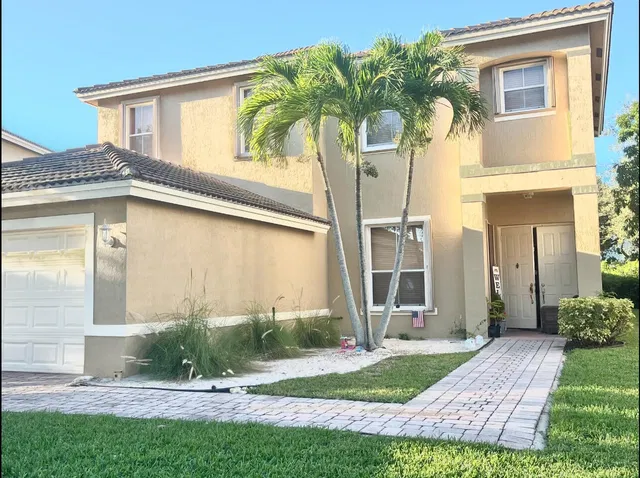 Residence photo 2