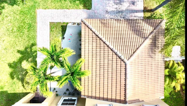 Residence photo 8