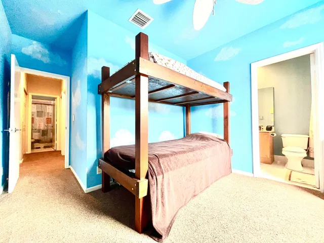 Residence photo 11