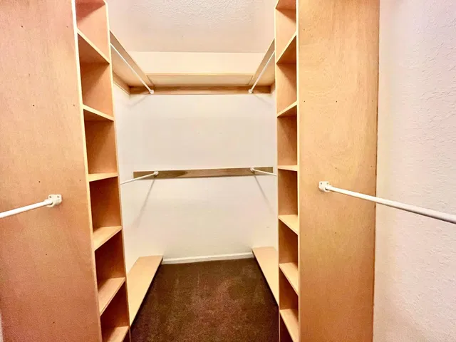 Residence photo 12