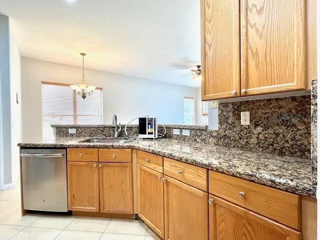 Residence photo 19